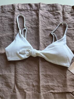 Andie White Ribbed Knot Bikini Top